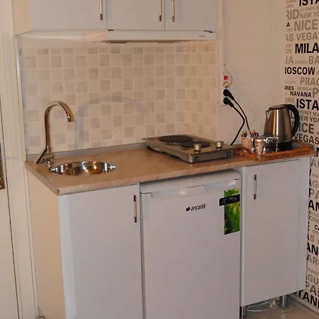 Falcon Apartment *